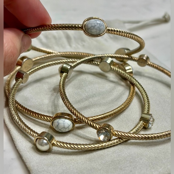 Silver Plated Faux Pearl, Howlite, and Rhinestone Bangles, Set of (4) LIKE NEW - Picture 3 of 5